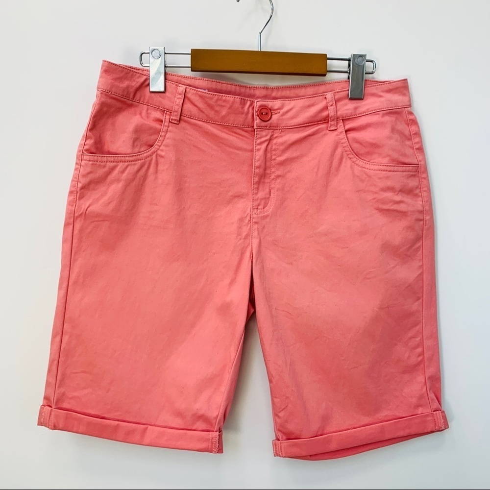 Women's Pink Cotton Stretchy Bermuda Shorts - Size 8
